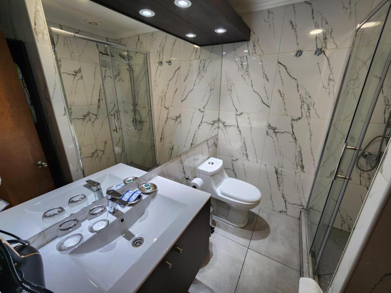Hotel Gran Muso Лос-Анхелес Экстерьер фото